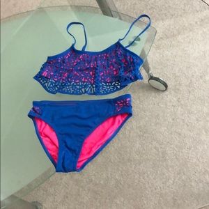 Girls bathing-suit